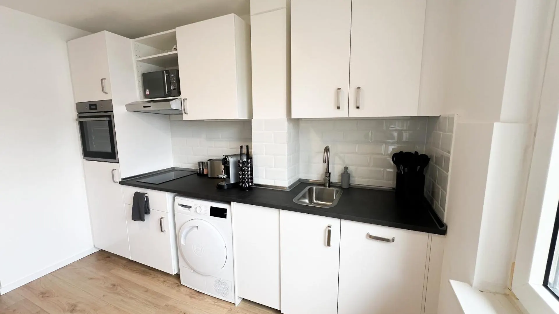 Vibehome Duesseldorf - Stadtmitte 0*, Dusseldorf