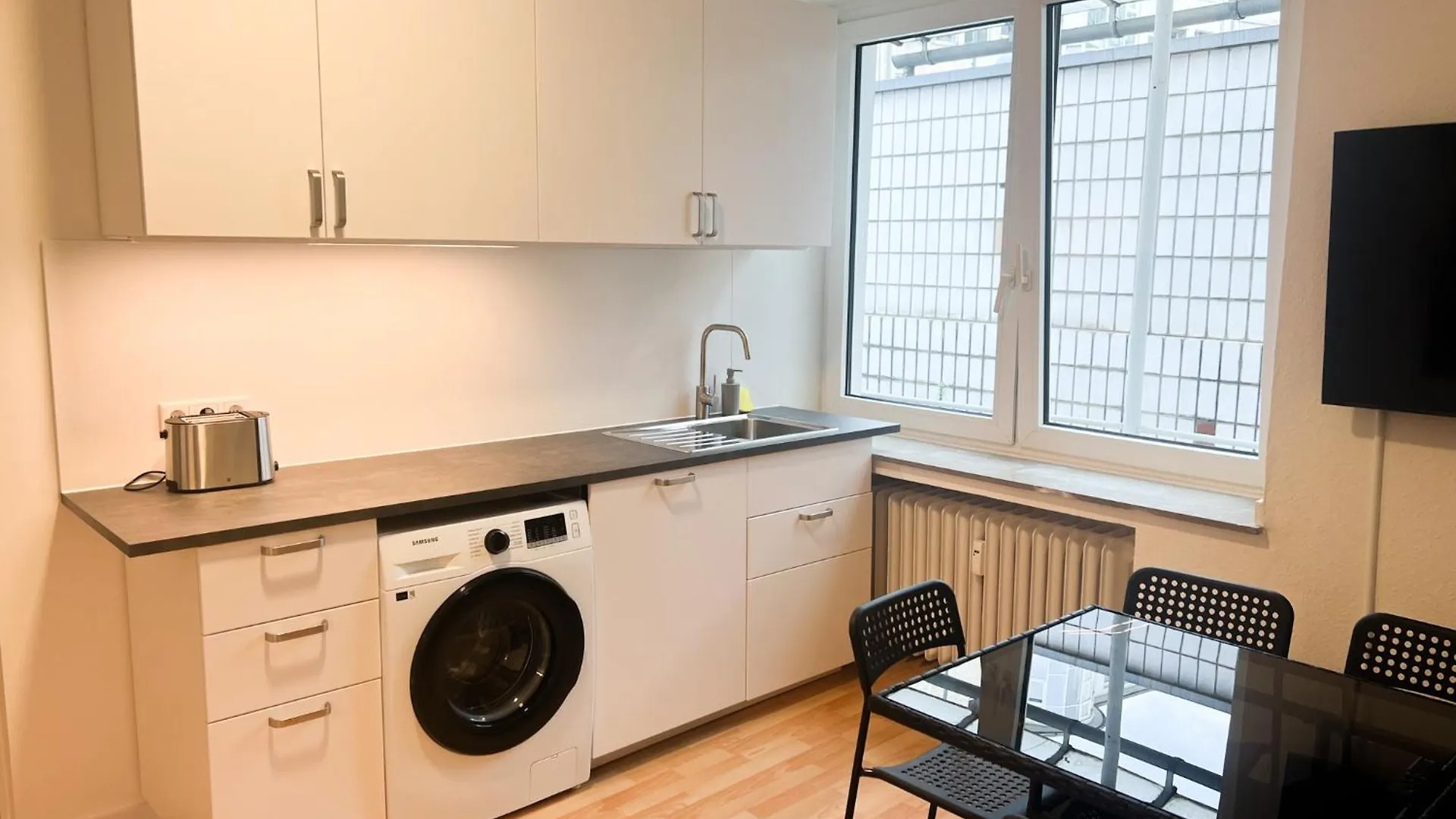 Vibehome Duesseldorf - Stadtmitte 0*, Dusseldorf Germany