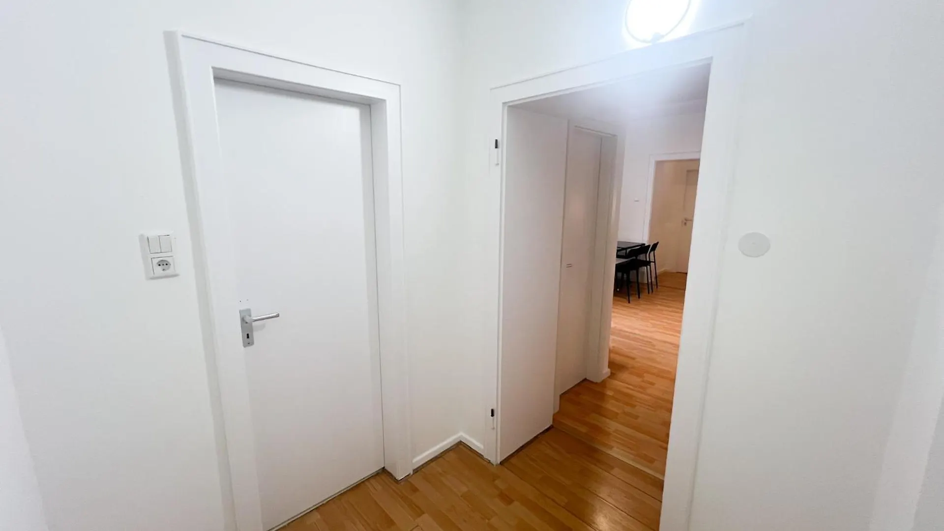 Vibehome Duesseldorf - Stadtmitte Apartment