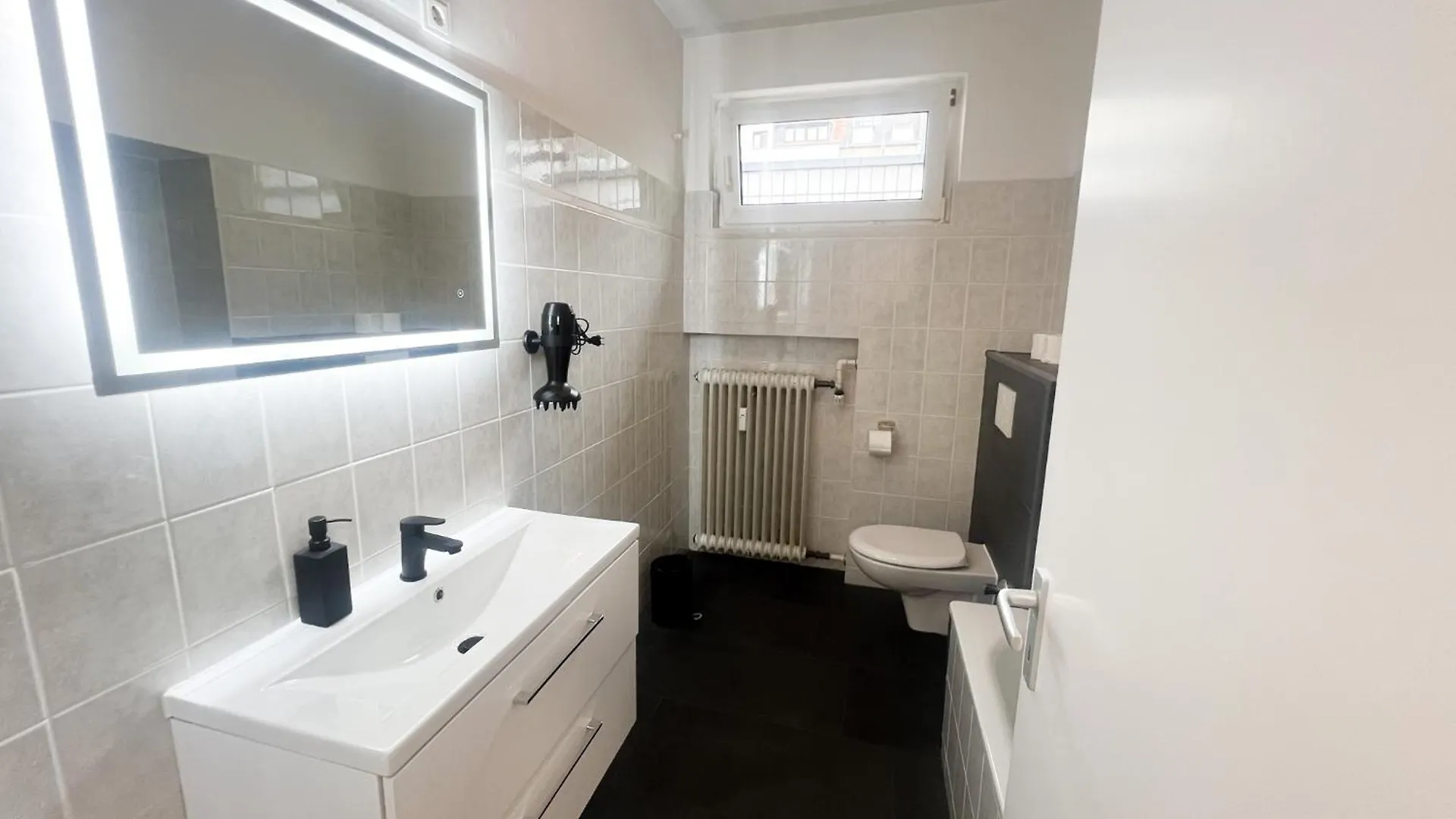 Vibehome Duesseldorf - Stadtmitte