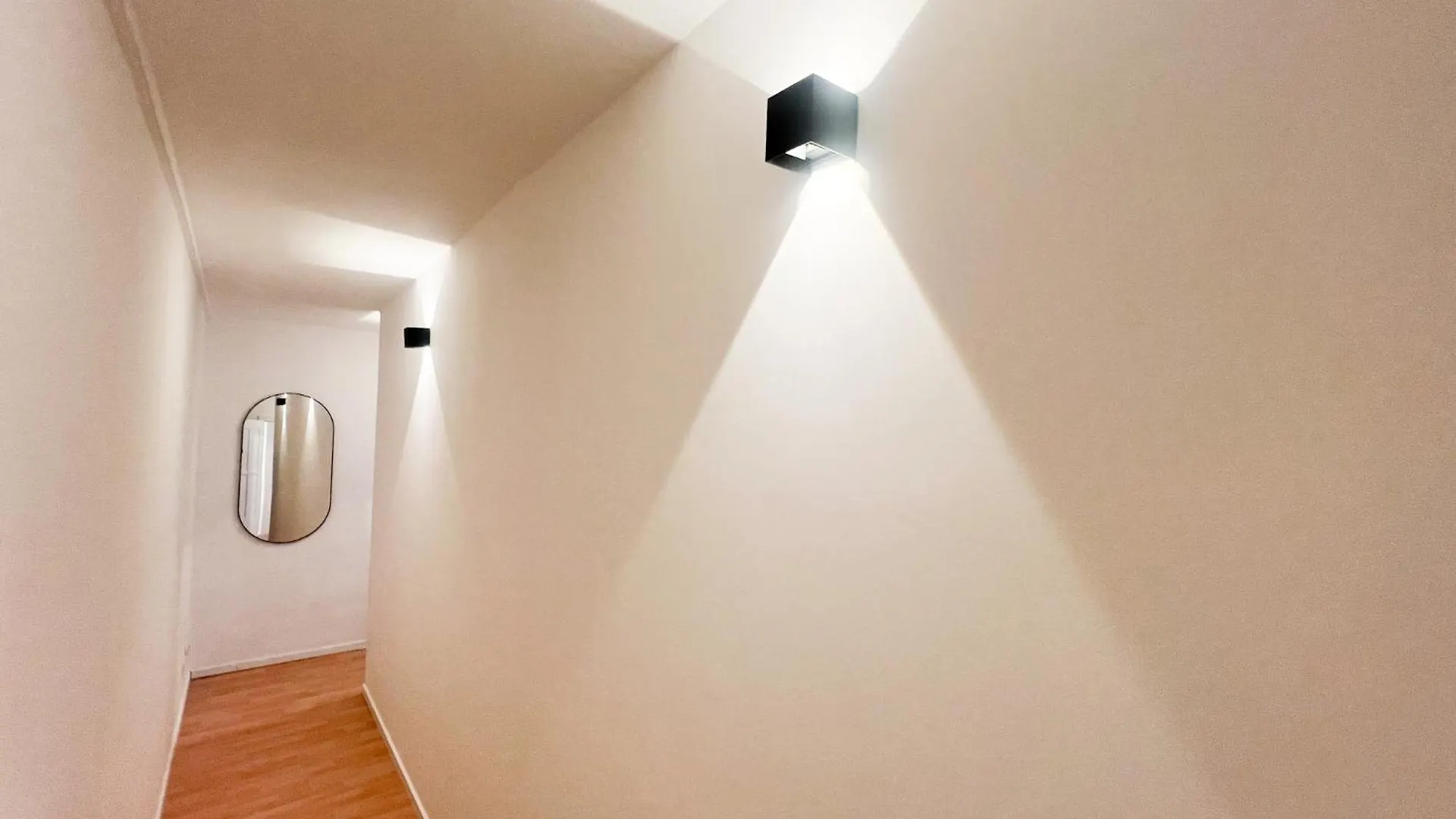 Vibehome Duesseldorf - Stadtmitte 0*, Dusseldorf Germany