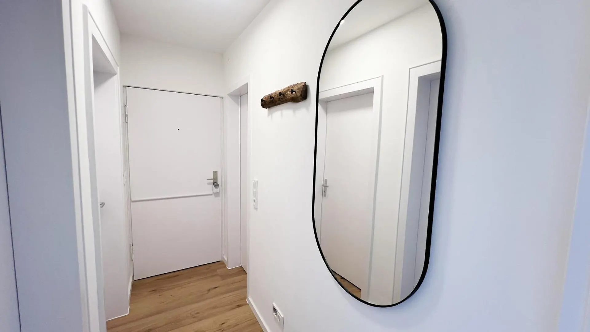 Vibehome Duesseldorf - Stadtmitte Dusseldorf