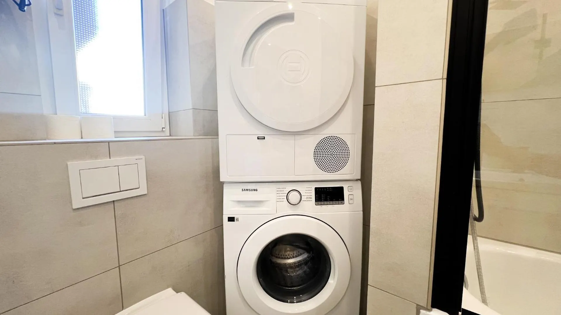 Vibehome Duesseldorf - Stadtmitte Apartment Dusseldorf