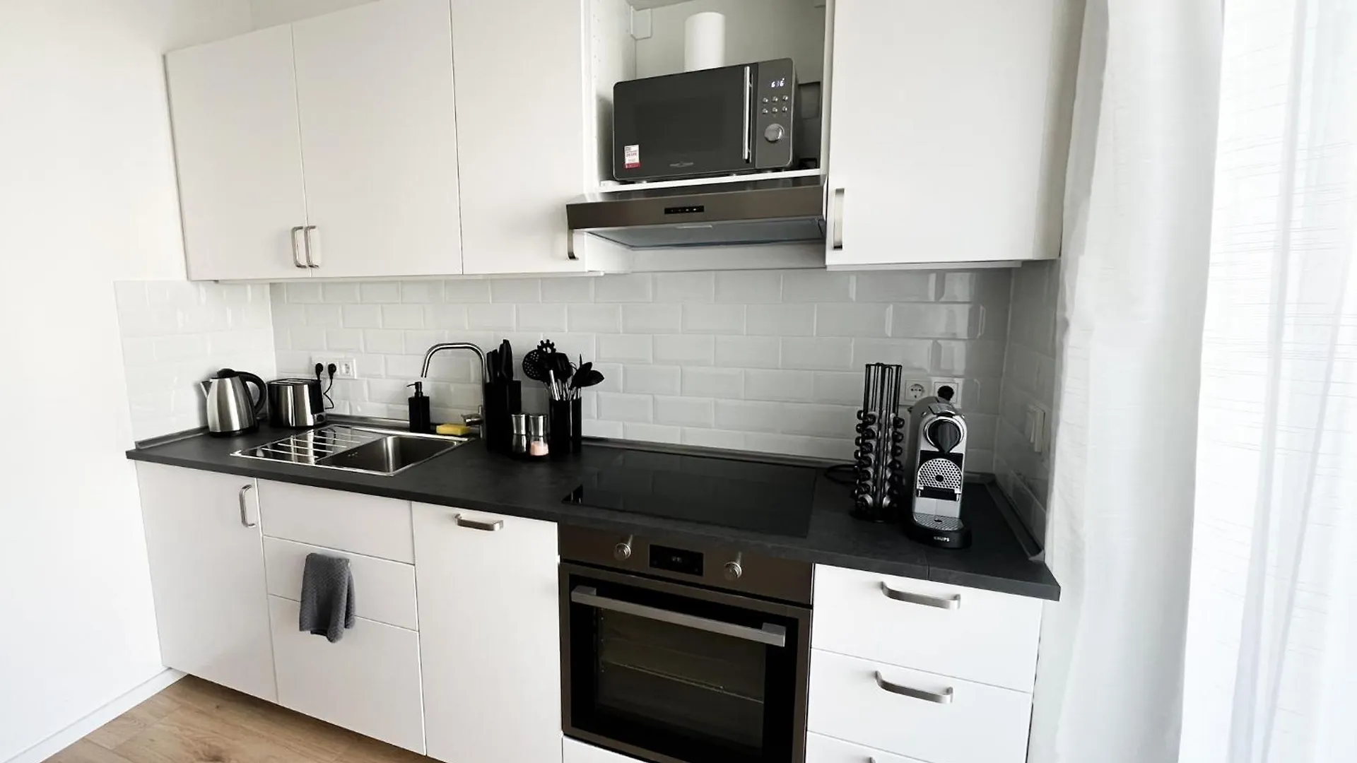 Vibehome Duesseldorf - Stadtmitte 0*, Dusseldorf Germany
